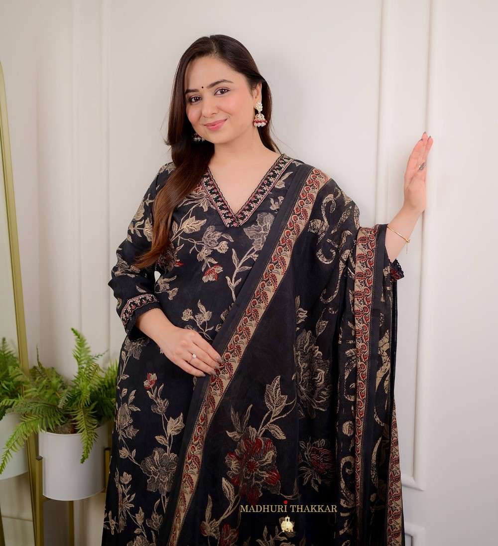 Flawless Florals ? Printex Embroidered Cotton Dress for Daily Style (XL) - Image 3